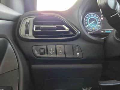 Hyundai i30 1.5 T-GDI mHEV  DCT 140 N-Line (2025) - Photo 11