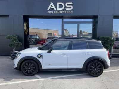 MINI Countryman SE Countryman ALL4 plug-in (2018) - Photo 4