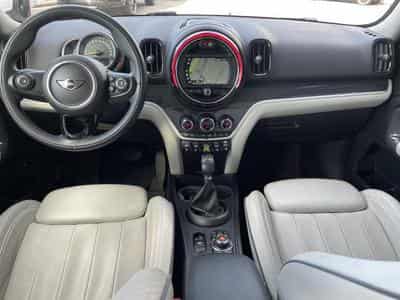 MINI Countryman SE Countryman ALL4 plug-in (2018) - Photo 7