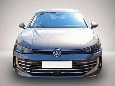 VW Passat (2025) - Photo 2