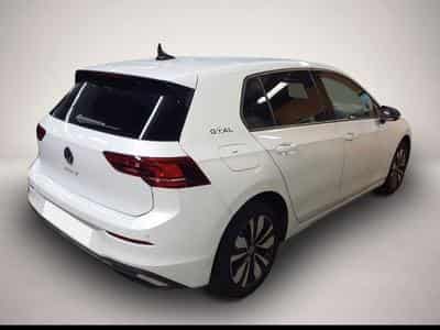 VW Golf (2025) - Photo 2