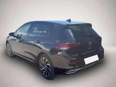VW Golf (2024) - Photo 3