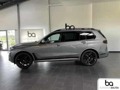 BMW X7 (2025) - Photo 3