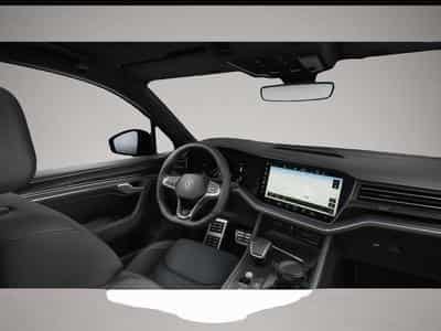 VW Touareg (2025) - Photo 4