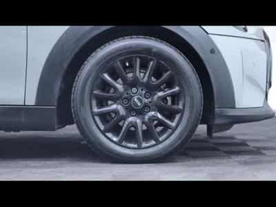 MINI Cooper 136 Hatch Stptronic (2022) - Photo 10