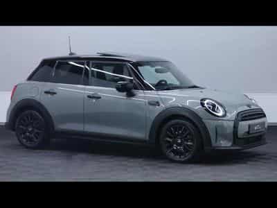 MINI Cooper 136 Hatch Stptronic (2022) - Photo 3