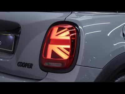 MINI Cooper 136 Hatch Stptronic (2022) - Photo 9