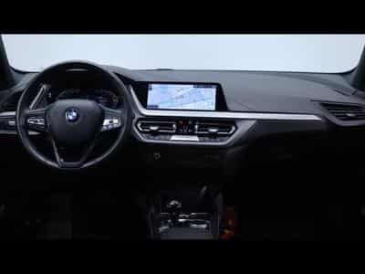 BMW 118 i 136cv Hatch Steptronic Advantage (2023) - Photo 15