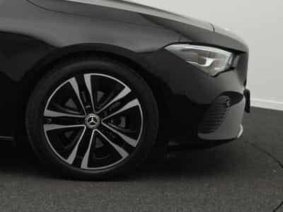 Mercedes CLA 200 Coupé (2024) - Photo 6