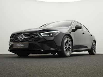 Mercedes CLA 200 Coupé (2024) - Photo 8