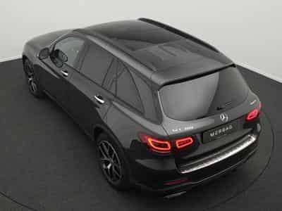 Mercedes GLC 300 4MATIC (2020) - Photo 11