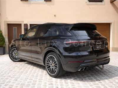 Porsche Cayenne Turbo (2018) - Photo 4