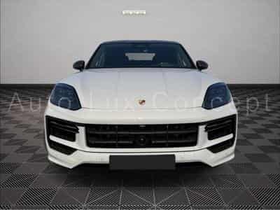 Porsche Cayenne Turbo E-Hybrid Coupé avec Pack GT (2026) - Photo 2