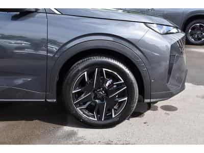 Peugeot 5008 Hybrid 145 Allure e-DCS6 ACC CAM360 JA19 NEUF (2026) - Photo 5