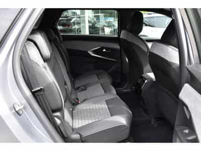 Peugeot 5008 Hybrid 145 Allure e-DCS ACC SG CHFF CAM360 NEUF (2026) - Photo 8