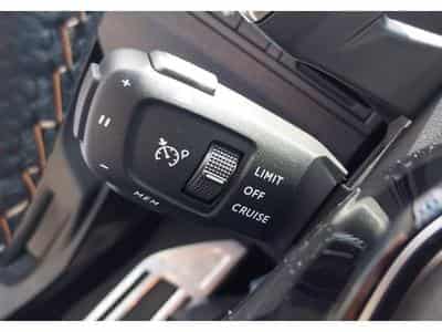 Peugeot 5008 1.2 puretech 131 GT-LINE EAT8 (2024) - Photo 12