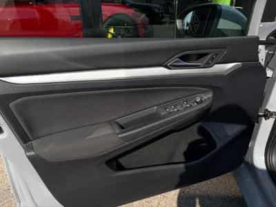VW Golf VIII Life (2022) - Photo 14