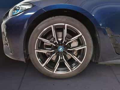 BMW i4 eDrive40 (2023) - Photo 6