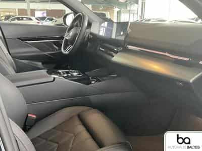 BMW 540 (2025) - Photo 6