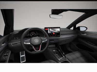 VW Golf (2025) - Photo 2
