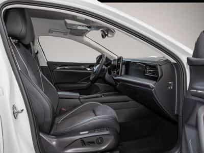 VW Passat (2025) - Photo 2