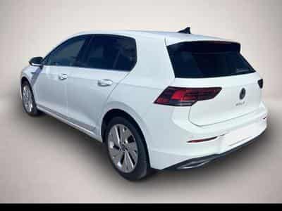 VW Golf (2024) - Photo 3