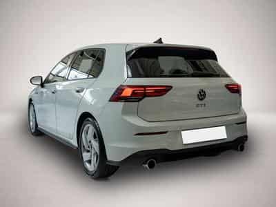 VW Golf (2024) - Photo 3