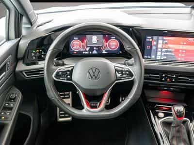 VW Golf (2024) - Photo 6