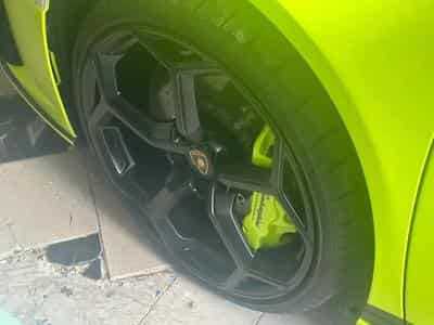 Lamborghini Huracán (2021) - Photo 11