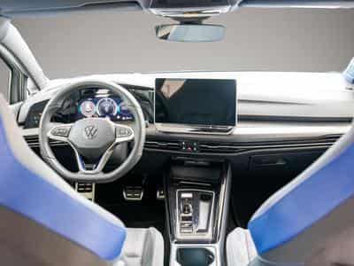 VW Golf (2025) - Photo 5