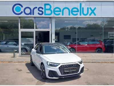 Audi A1 Sportback 30 TFSI S-TRONIC S line Adrénaline Black Edition (2025) - Photo 1