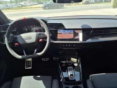 Audi RS3 Limousine 2.5 TFSI 7-Gang S tronic (2026) - Photo 5