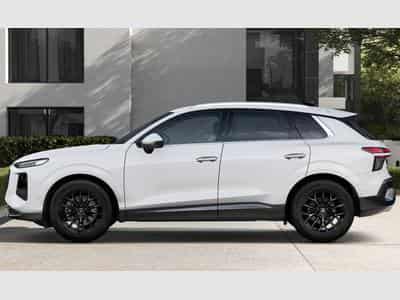 Audi Q3 Intense (2026) - Photo 2