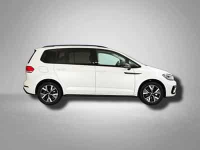 VW Touran Highline R-Line 1.5 TSI 7-Gang-DSG (2026) - Photo 6