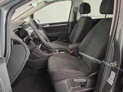 VW Touran Highline R-Line 1.5 TSI 7-Gang-DSG (2026) - Photo 9