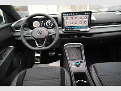 VW T-Roc 1.5 eTSI DSG (2026) - Photo 11
