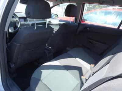 Opel Astra 1.7 CDTI (2007) - Photo 11