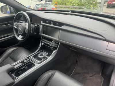 Jaguar XF JAGUAR XF 2.0 D R-SPORT PANORAMA LEDER NAVI KAMERA KEYLESS (2020) - Photo 6