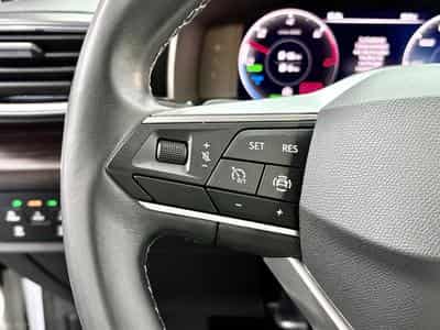 Seat Leon IV Xcellence 1.4 e-Hybrid 204CV DSG 6  *4 SAISONS* *CAMERA* (2022) - Photo 12