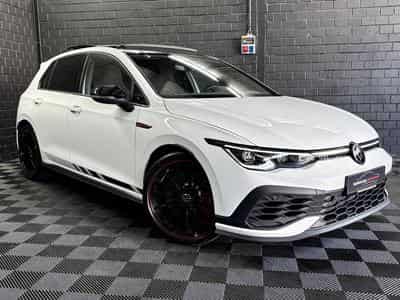VW Golf GTI Clubsport 2.0 TSI 300 CV DSG7 *PACK PERF* AKRA* MATRIX * (2024) - Photo 3