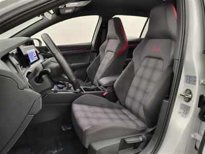 VW Golf 2.0 TSI 245cv GTI NAVI / FULL LED / CAMERA / JA 17" (2024) - Photo 7