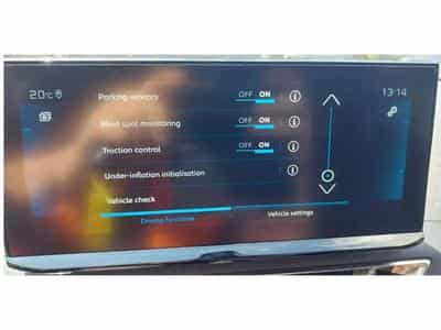 Peugeot 5008 (2024) - Photo 15