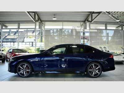BMW 540 d Limousine xD M Sport Pro 1.H *Pano *Schale (2025) - Photo 11