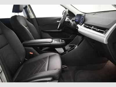 Bmw iX1 xDrive30 (2023) - Photo 6