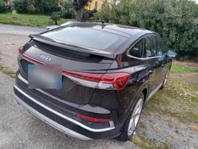 Audi Q4 e-tron Standard (2023) - Photo 4