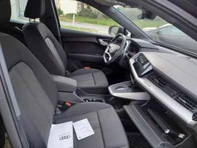 Audi Q4 e-tron Standard (2023) - Photo 6