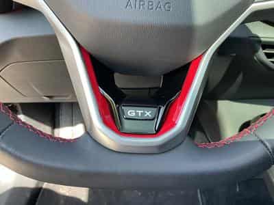 VW ID.4 GTX (2023) - Photo 11