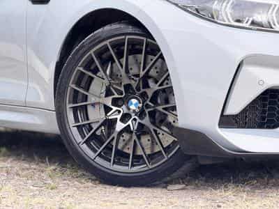 BMW M2 Competition DKG 410ch - 1ère Main / Gris Hockenheim / Pack M (2019) - Photo 4