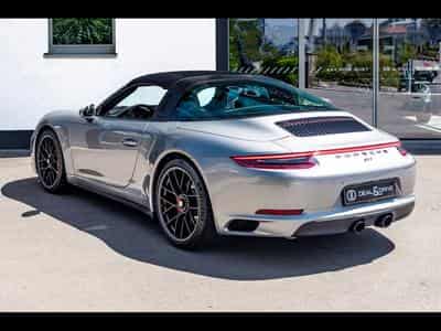 Porsche 911 .2 911 TARGA 4 3.0 GTS PDK – GT-SILVER (2018) - Photo 9