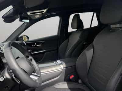 Mercedes GLC 220 d 4MATIC AMG LINE / Premium + / Diesel (2025) - Photo 12
